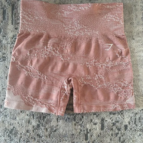 Gymshark Seamless High-Waisted Shorts - Pink XS - Picture 7 of 9